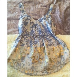 BEAUTIFUL GOLD DETAIL ANTHROPOLOGIE TIE TANK